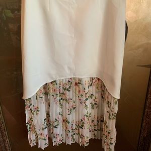 NWT NEW YORK & COMPANY SKIRT